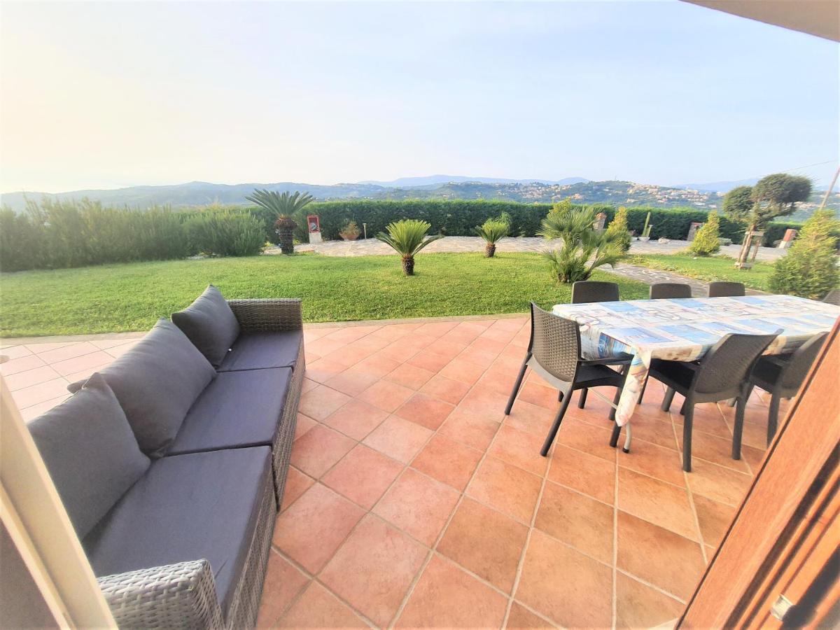 Casa Vacanza Villa Aurora Laureana Cilento エクステリア 写真