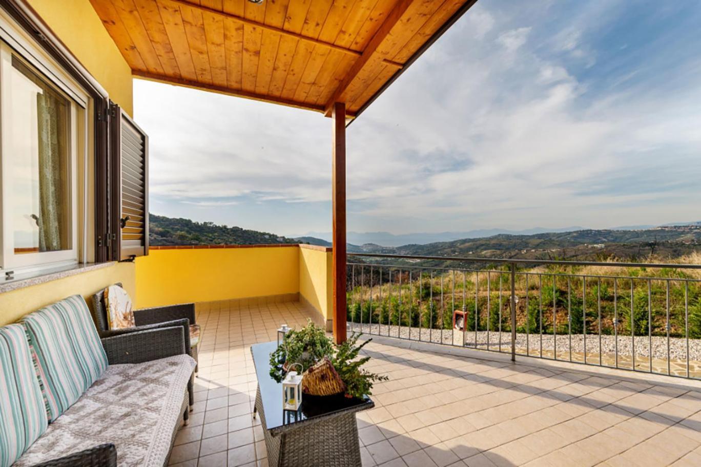 Casa Vacanza Villa Aurora Laureana Cilento エクステリア 写真