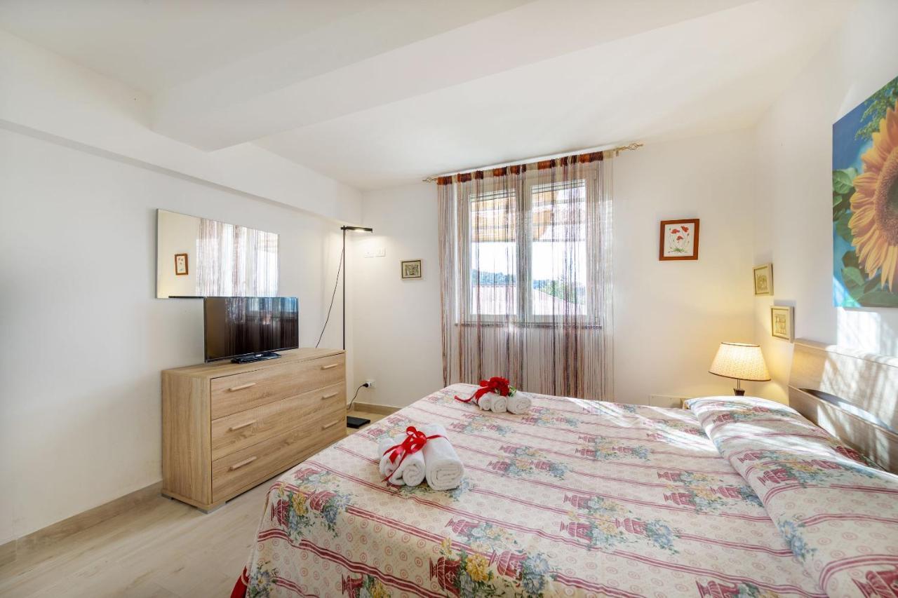 Casa Vacanza Villa Aurora Laureana Cilento エクステリア 写真