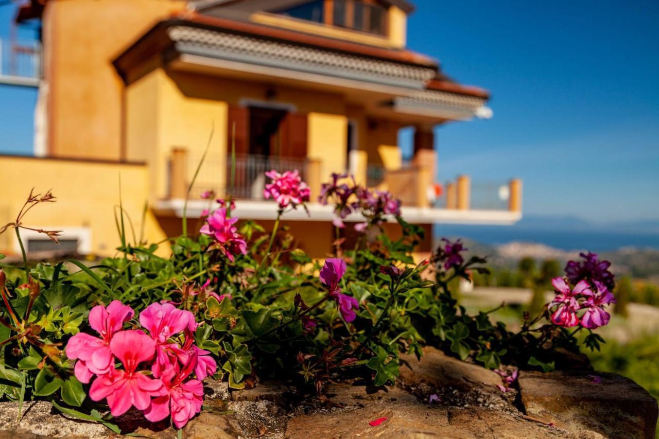 Casa Vacanza Villa Aurora Laureana Cilento エクステリア 写真